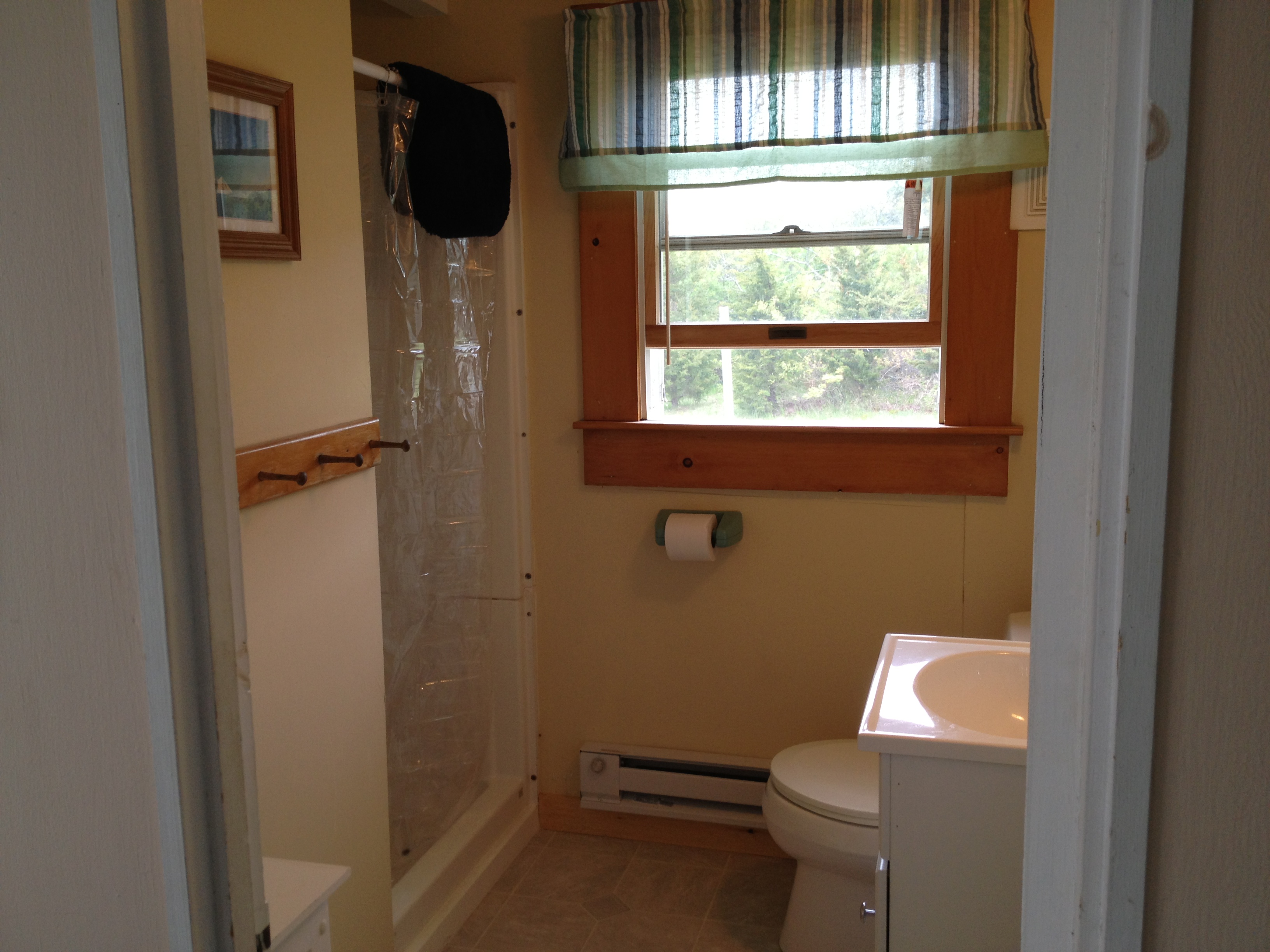 Bathroom Cottage 2