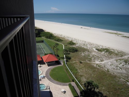 Beach05.JPG